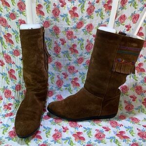 💜💜-And- fringe boots-💜💜